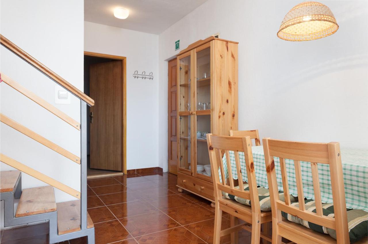 Ferienwohnung Manda Karlobag Exterior foto